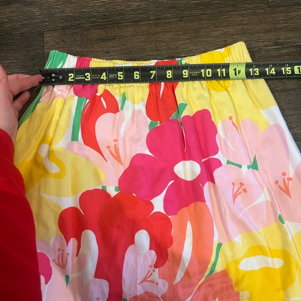 Lilly Pulitzer Lavish Lillies Blossom Skirt Size Small - Picture 7 of 7